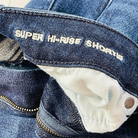 American Eagle Super Hi-Rise Shortie - Picture 7 of 11